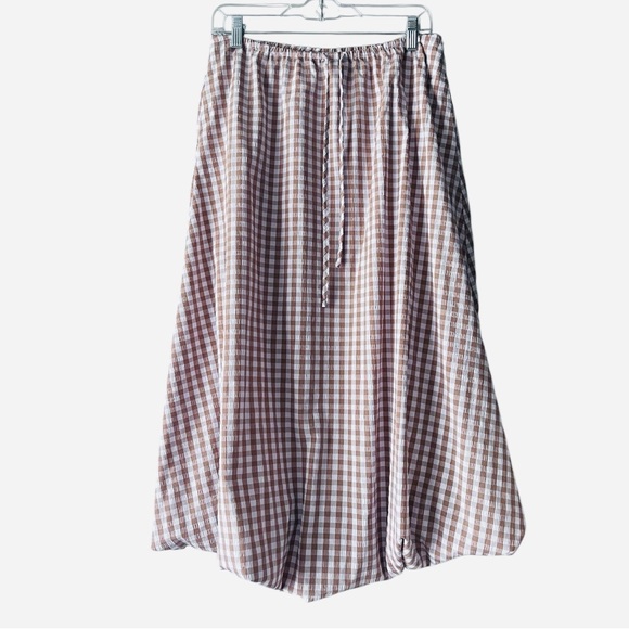 Emerson Lang Dresses & Skirts - Emerson Lang Gingham Bubble Hem Midi Skirt Medium Beige White